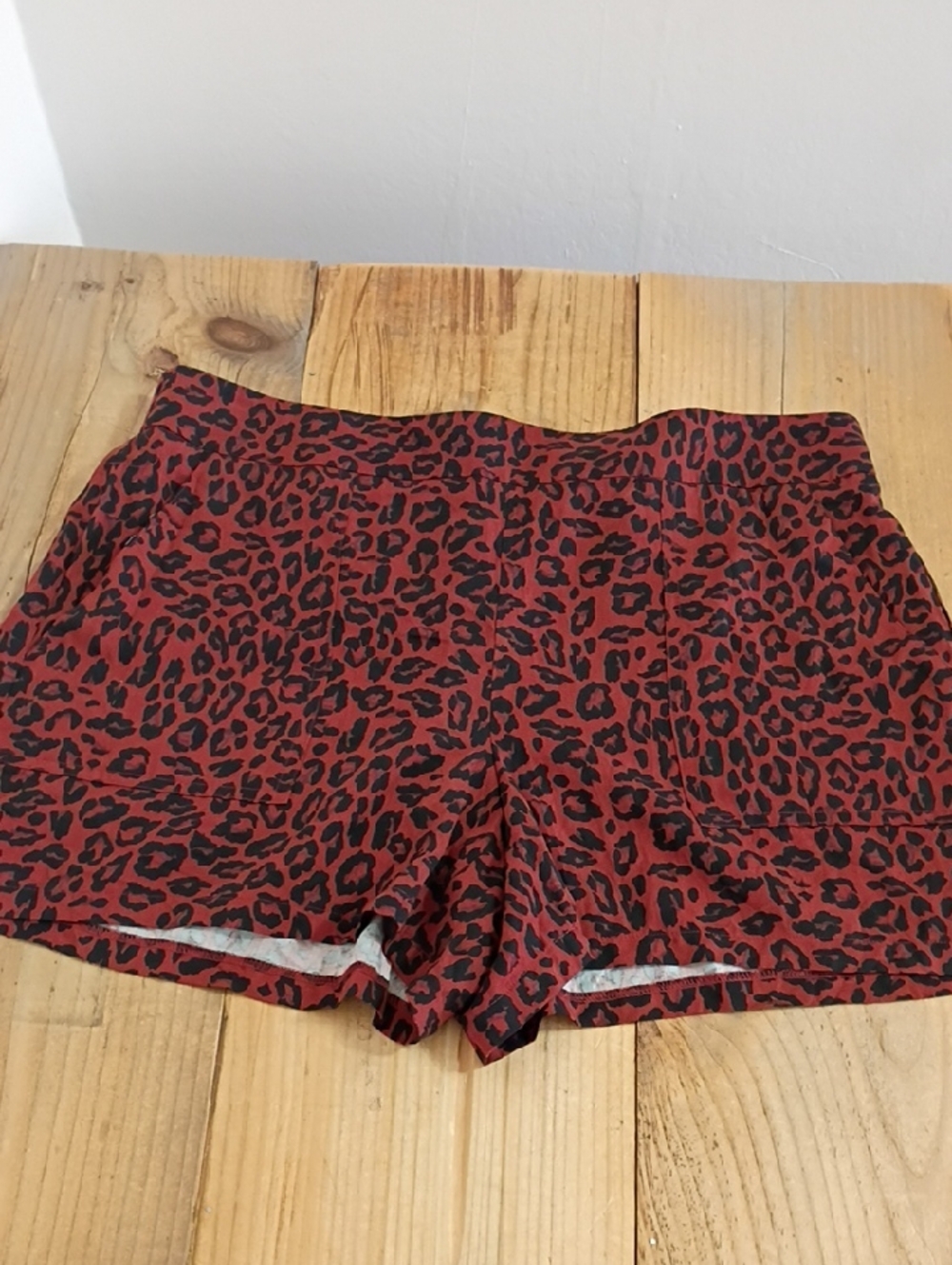 Nine West Brown & Black Cheetah Print Dress Shorts Size XL NWT